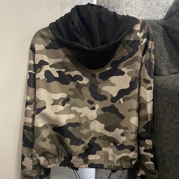 No boundaries light jacket size M - Picture 4 of 5